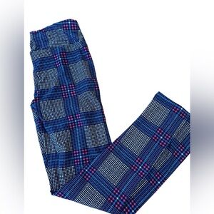 Brand new, one size, super comfy She’s Got Leggz leggings.